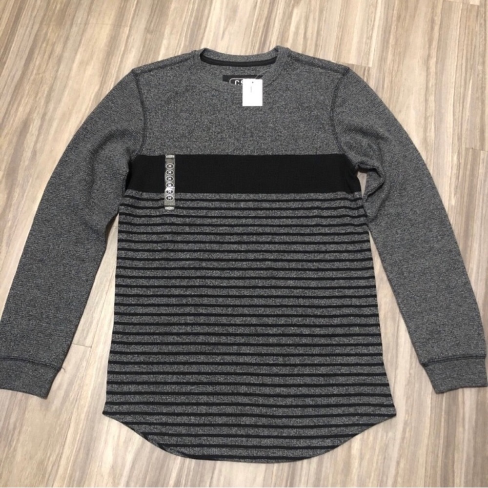 Champs Sports Gear Mens Thermal Long Sleeve Shirt medium gray and black strips